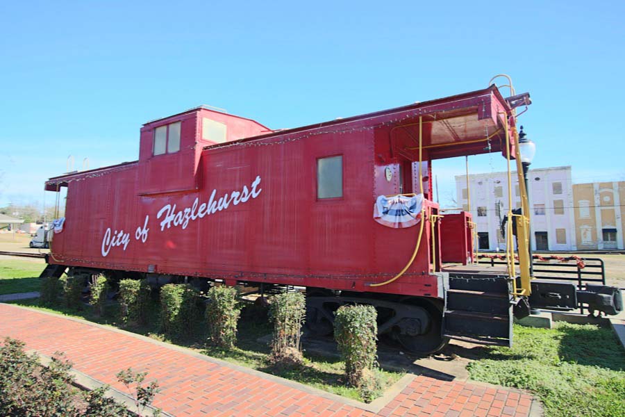 hazlehurst19