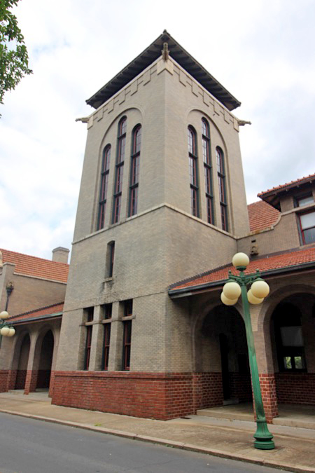 salisbury22a