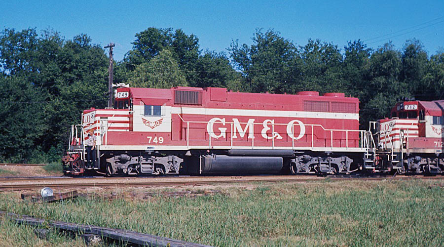 gmo749