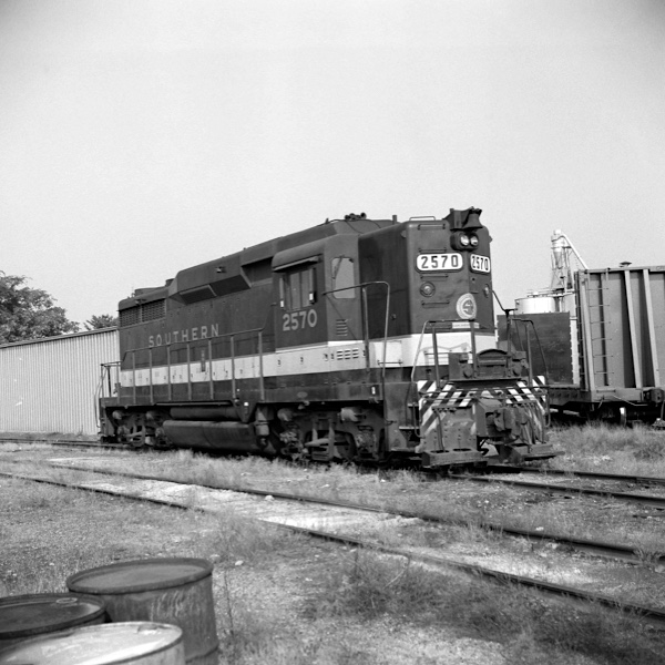 sou2570b