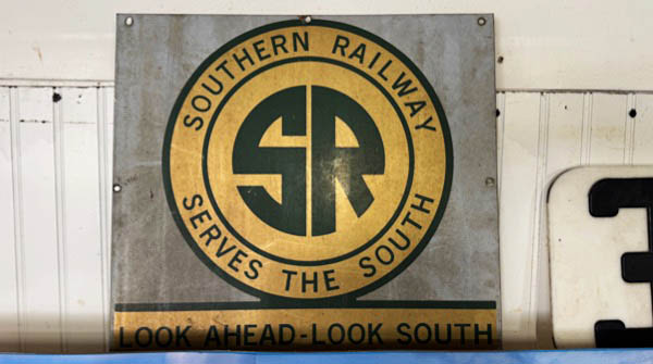 sign2b