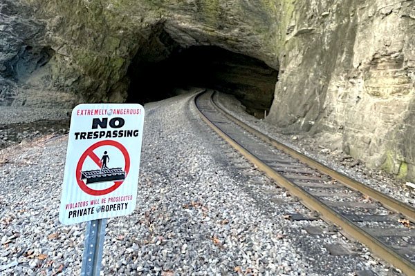 tunnel14a