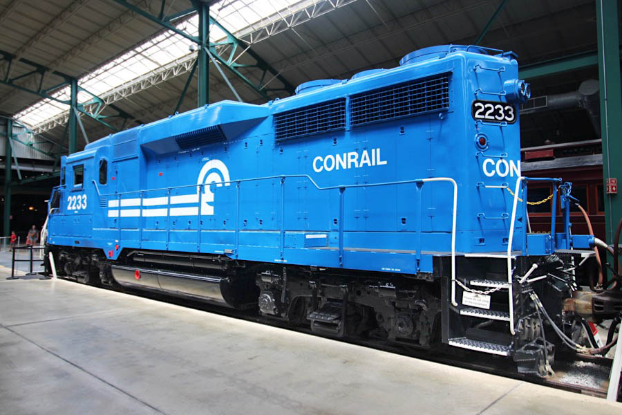 cr2233g