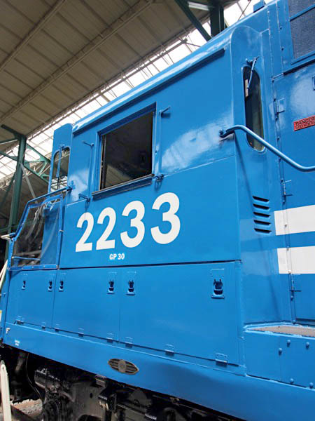 cr2233h