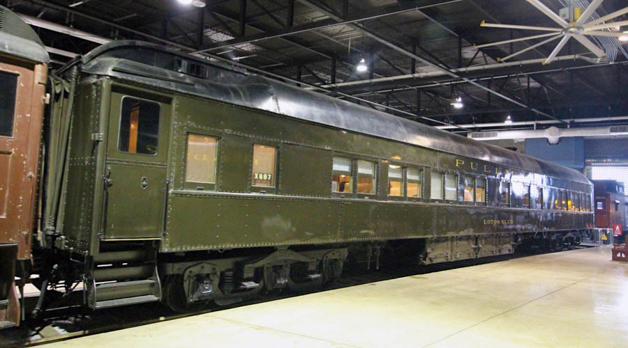 pullman_lotosclub1