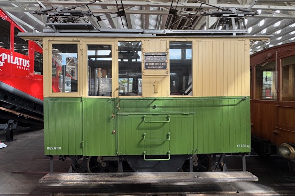 tram4