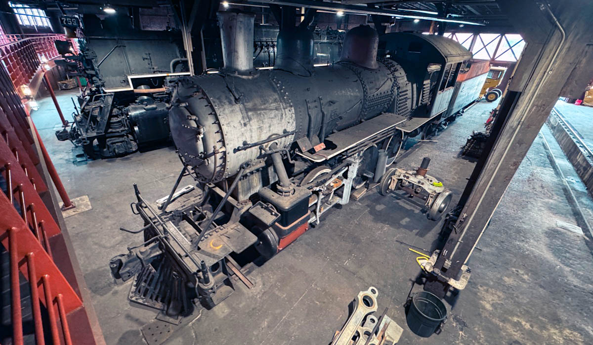 steam_leader
