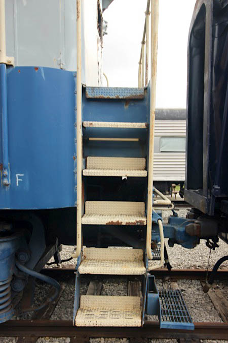 tvaF3060f3