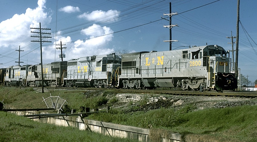 ln2800